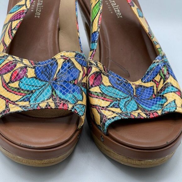 NATURALIZER N5 CONTOUR Wooden Heels Floral Slingback Shoes 9 - Picture 3 of 14